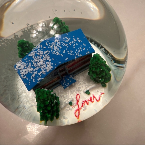 NEW Taylor Swift Lover House Snow Globe - Picture 6 of 12